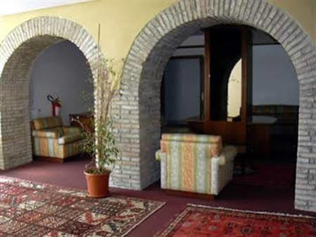 Hotel Duca Degli Abruzzi LʼAquila Esterno foto
